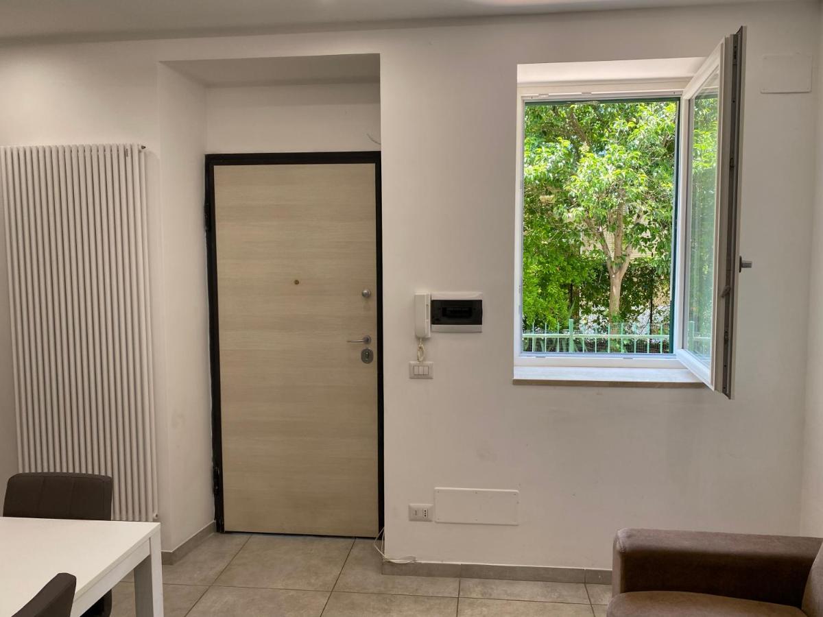 Appartamento Moderno A 15 Minuti Dal Centro Di Roma Екстер'єр фото