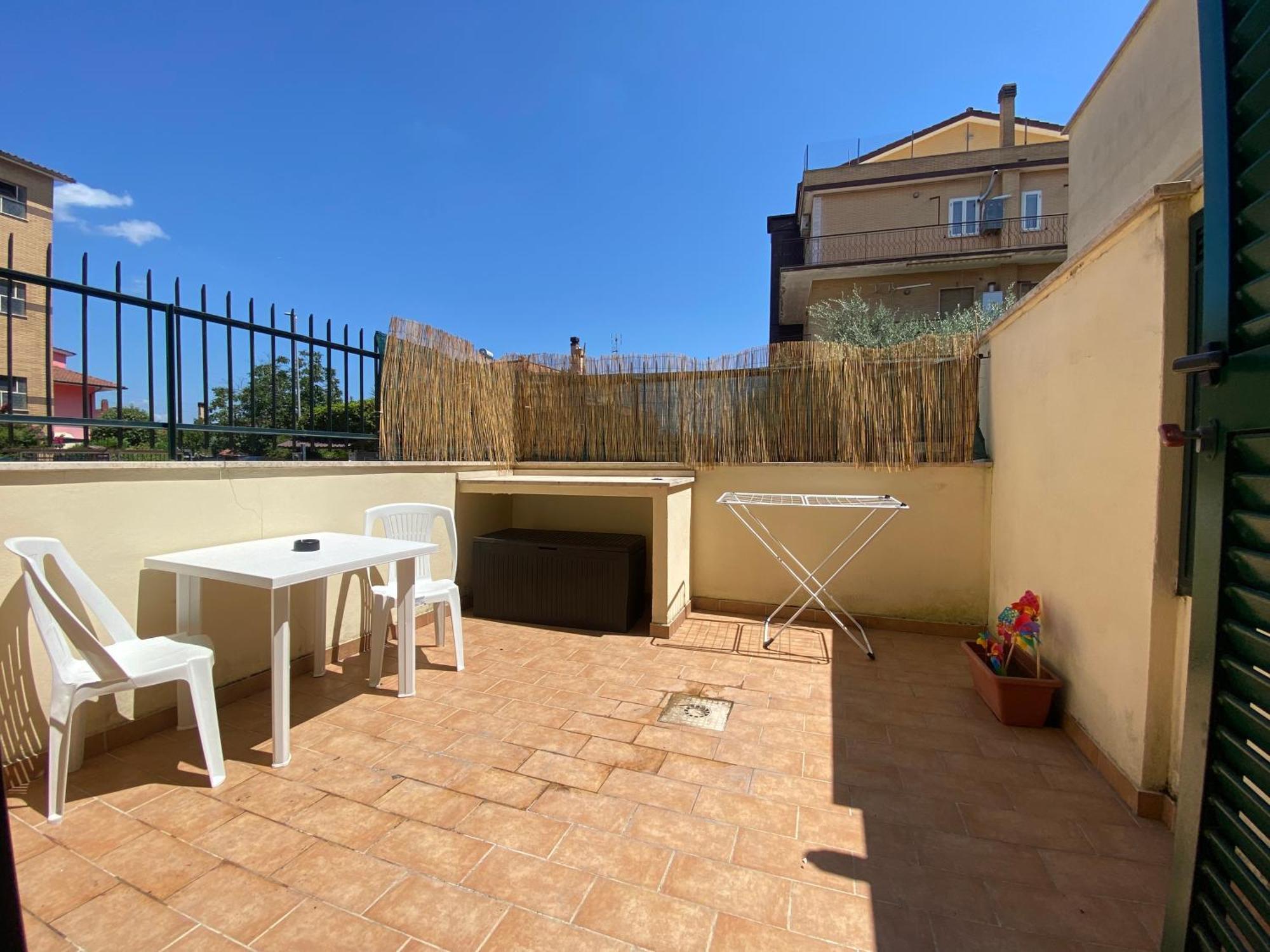 Appartamento Moderno A 15 Minuti Dal Centro Di Roma Екстер'єр фото
