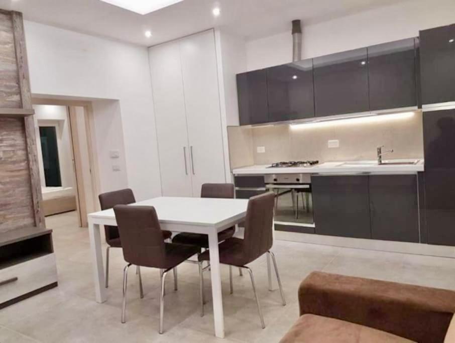 Appartamento Moderno A 15 Minuti Dal Centro Di Roma Екстер'єр фото